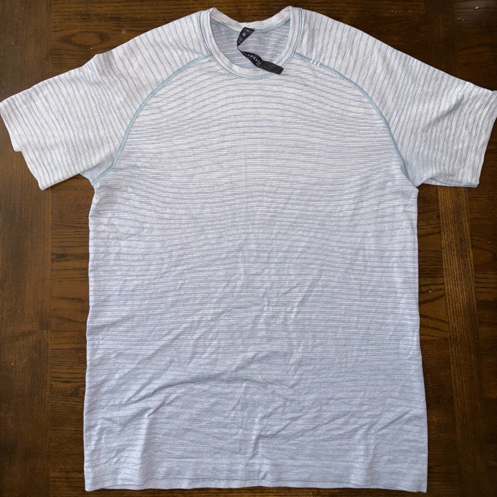 lululemon athletica Blue Short Sleeve Tee